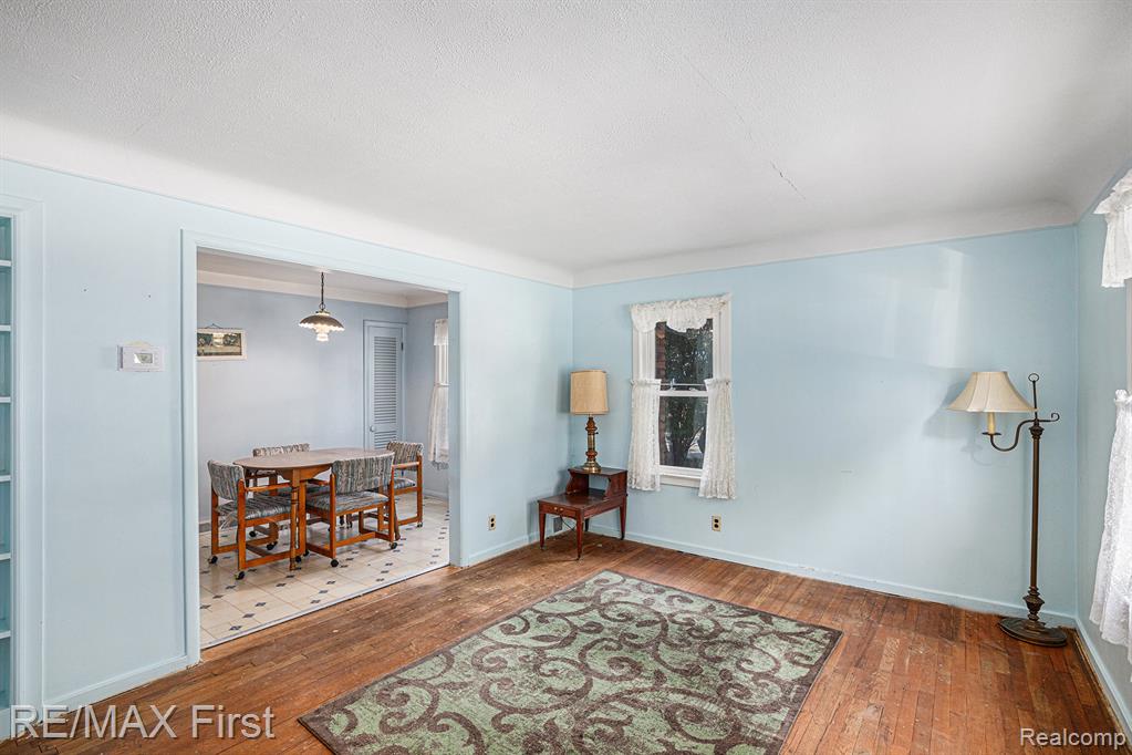 703 Trumbull Street, St. Clair, MI 48079 — Photo 4