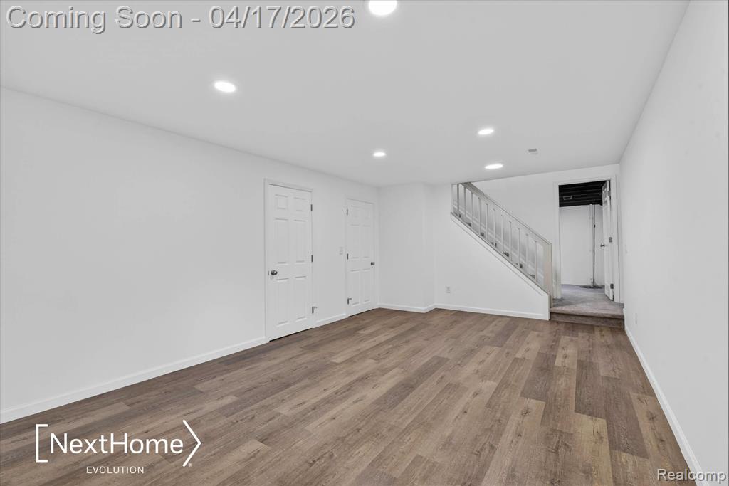321 Oxford Court, Belleville, MI 48111 — Photo 34
