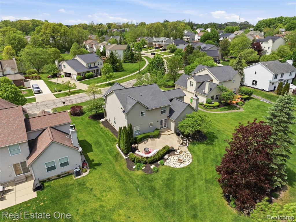 1786 Four Seasons Drive, Howell, MI 48843 — Photo 51