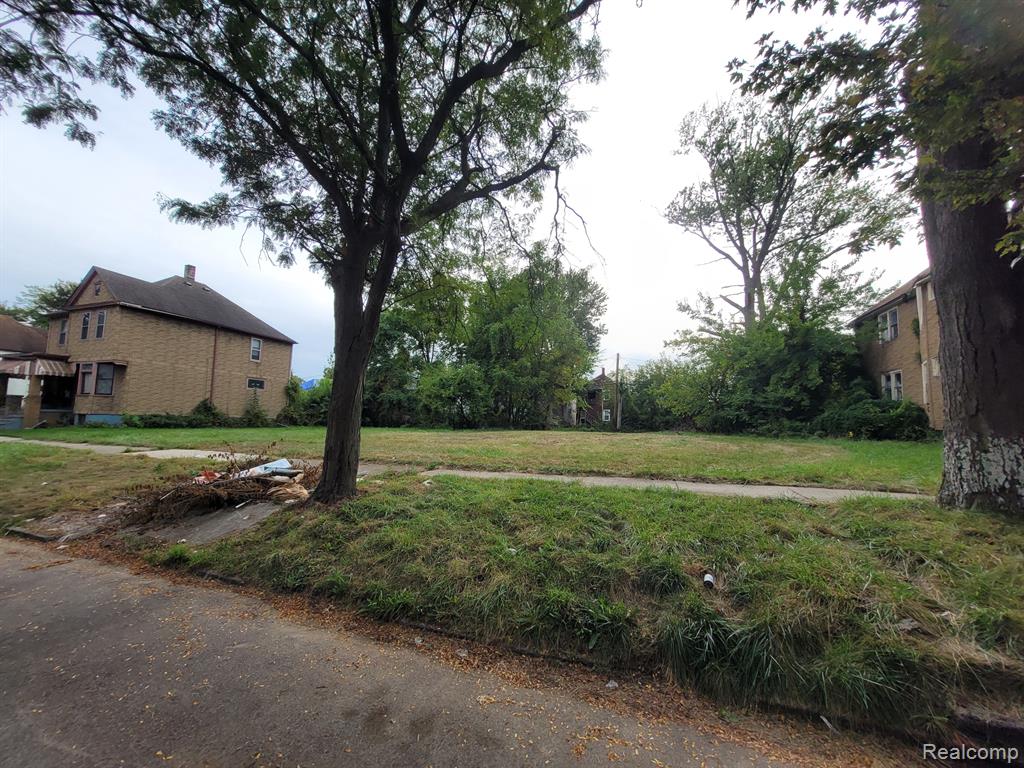2537 CANTON Street - Photo 3