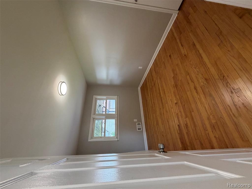 755 VENOY Avenue, Madison Heights, MI 48071 — Photo 7