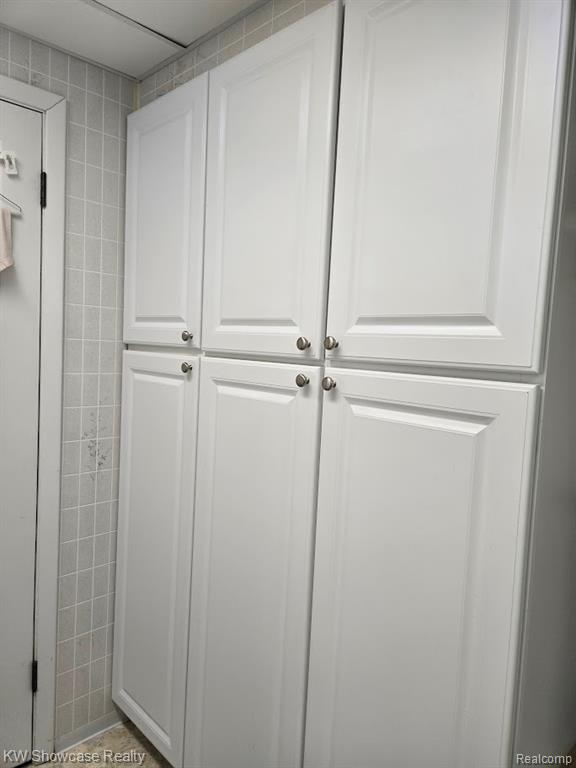 474 Beverly Island Drive, Waterford, MI 48328 — Photo 22
