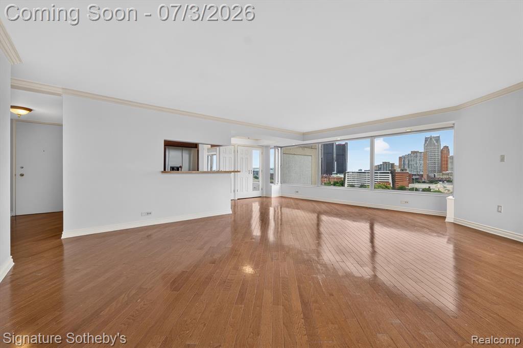 1300 E Lafayette Street, 912, Detroit, MI 48207 — Photo 4