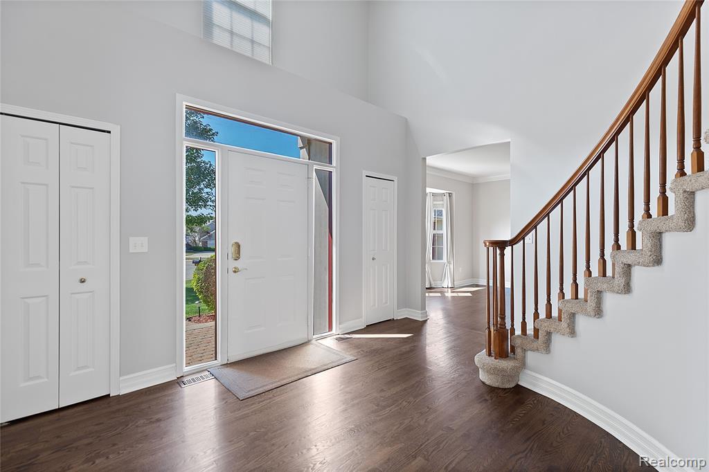 4360 Carriage Hill Court, Oakland, MI 48306 — Photo 4