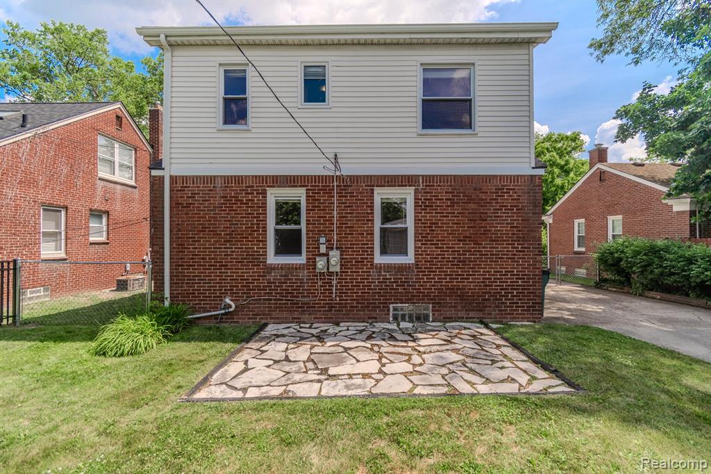 4355 Elmwood Avenue, Royal Oak, MI 48073 — Photo 22