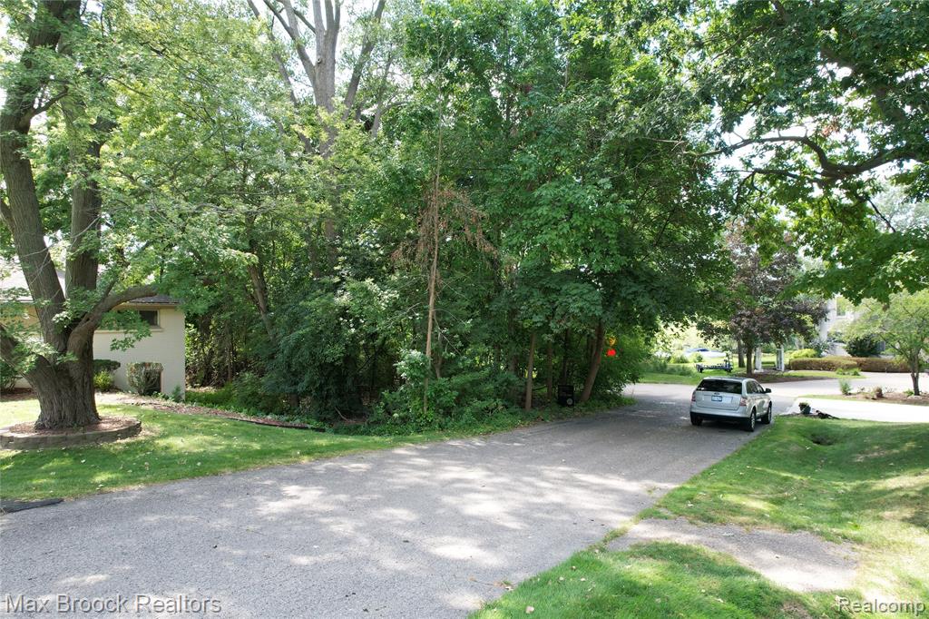 VAC Daron Lane, West Bloomfield, MI 48324 — Photo 6