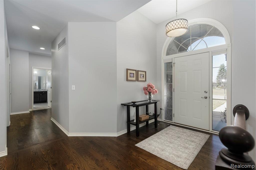 51112 MERRY Lane, Shelby Twp, MI 48316 — Photo 12