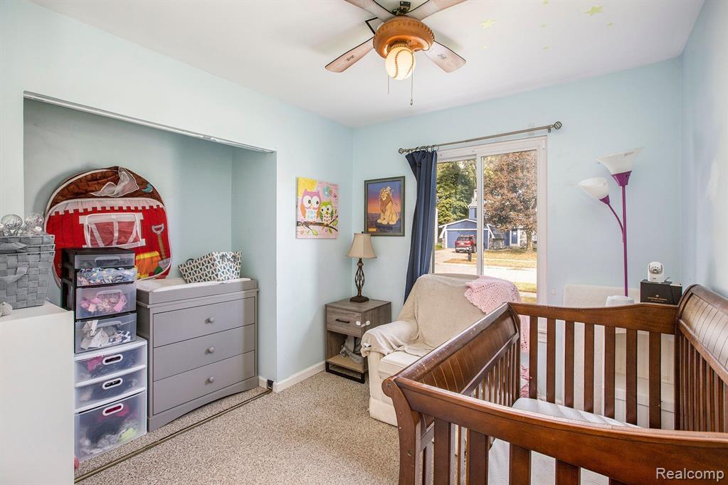 44601 ALBERT Drive, Plymouth, MI 48170 — Photo 18