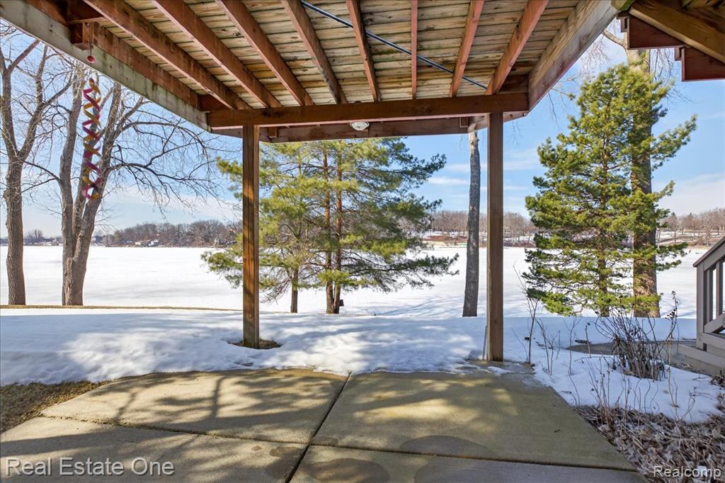 963 STONY LAKE, Oxford, MI 48371 — Photo 7
