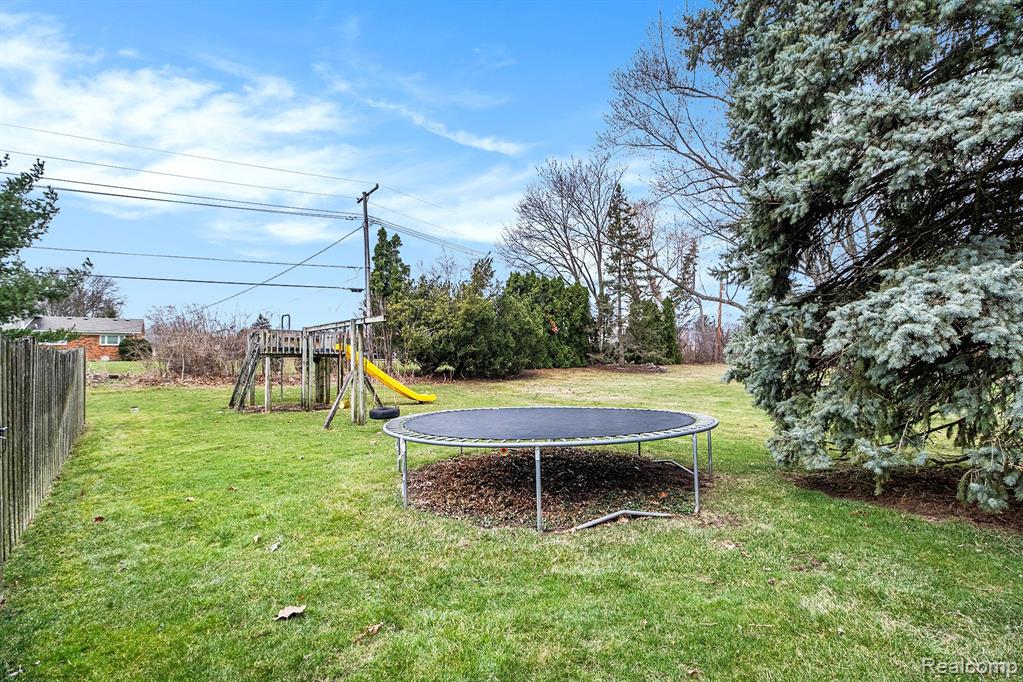 6226 WELLESLEY Drive, West Bloomfield, MI — Photo 34
