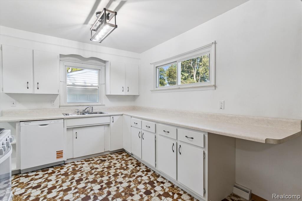 21832 Fenster Street, Sumpter, MI 48111 — Photo 13