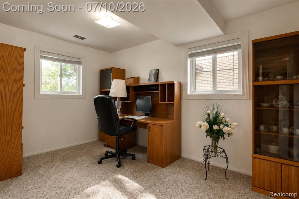 40042 Stimpson Drive, Sterling Heights, MI 48310 — Photo 23