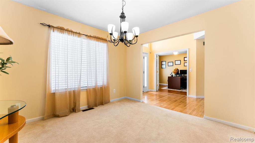 29923 Bradford Drive, New Hudson, MI 48165 — Photo 11