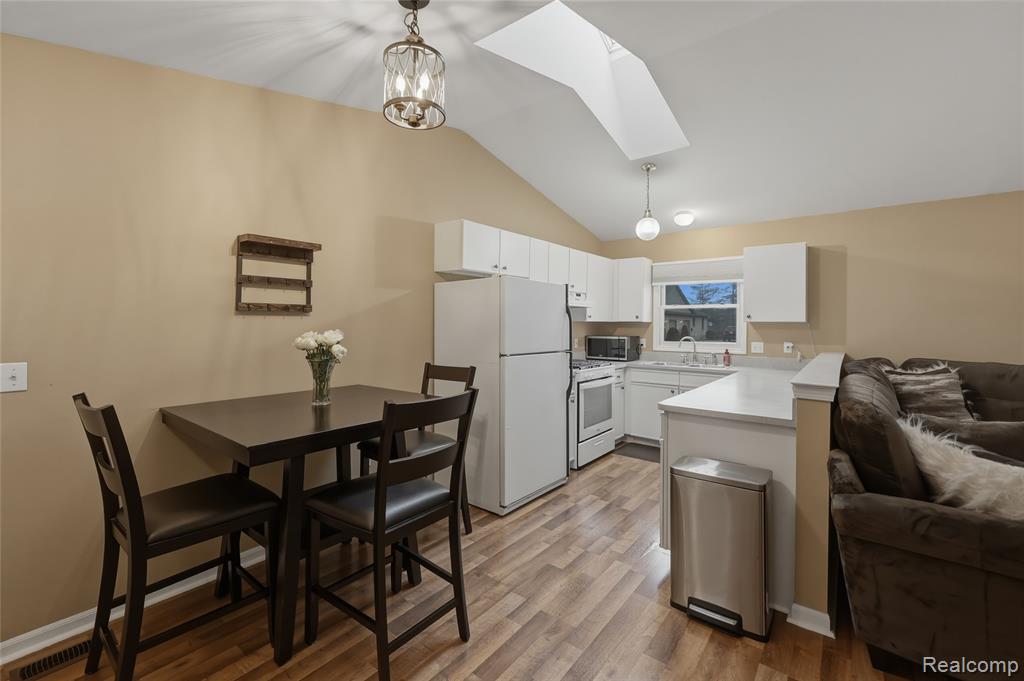41781 King Edward Court, Clinton Twp, MI 48038 — Photo 10