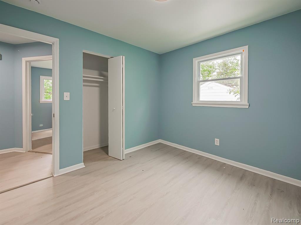 725 Emerson Avenue, Pontiac, MI 48340 — Photo 11