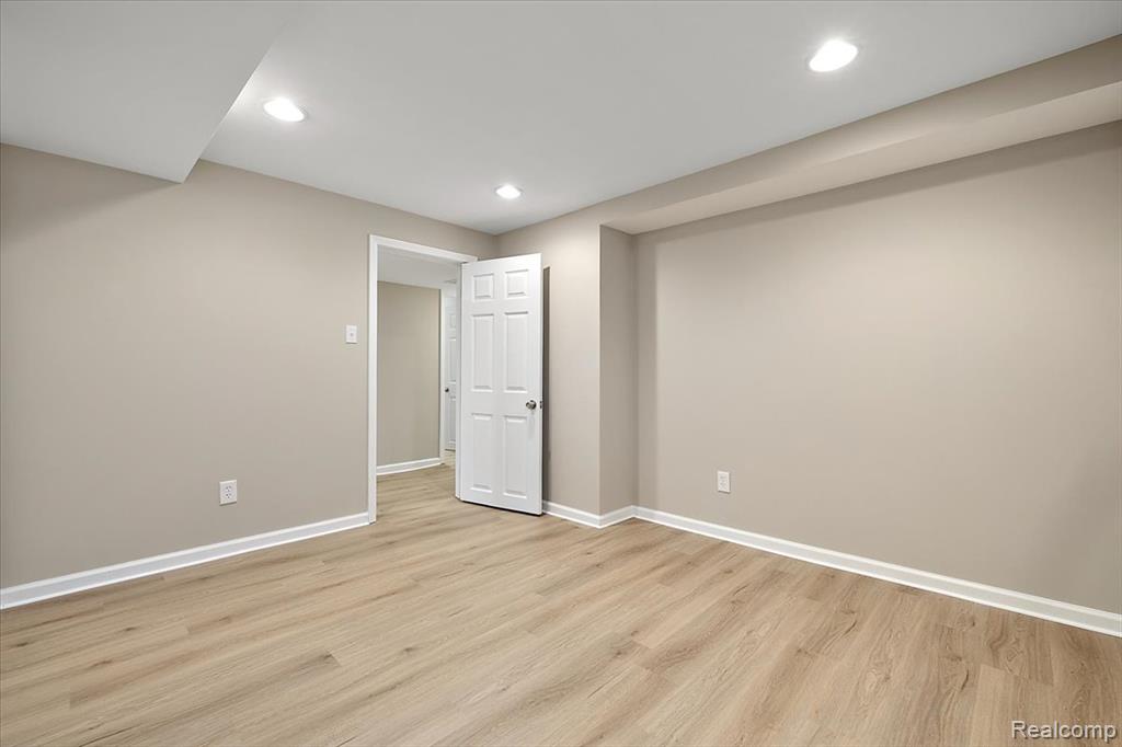 776 W LINCOLN Street, Birmingham, MI 48009 — Photo 35