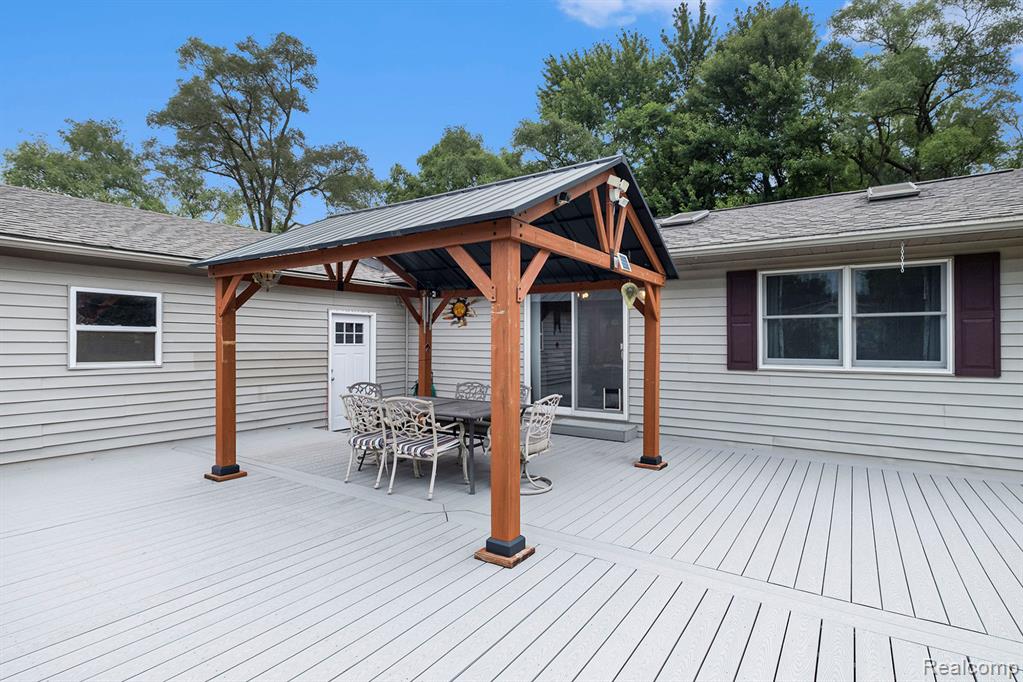 6343 Clovis Avenue E, Flushing, MI 48433 — Photo 24