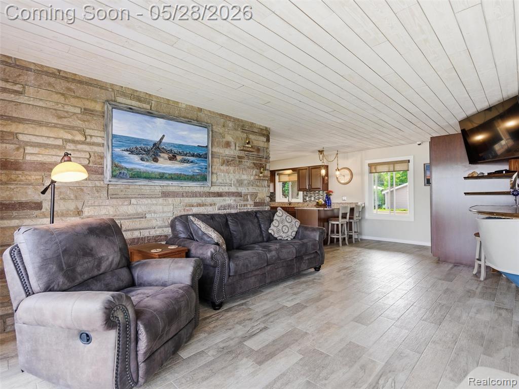 12099 Torrey Road, Fenton, MI 48430 — Photo 8