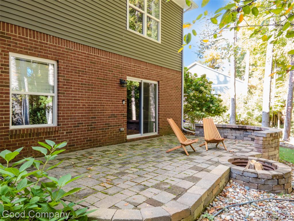 8726 Sunrise Mist Drive, Pinckney, MI 48169 — Photo 50