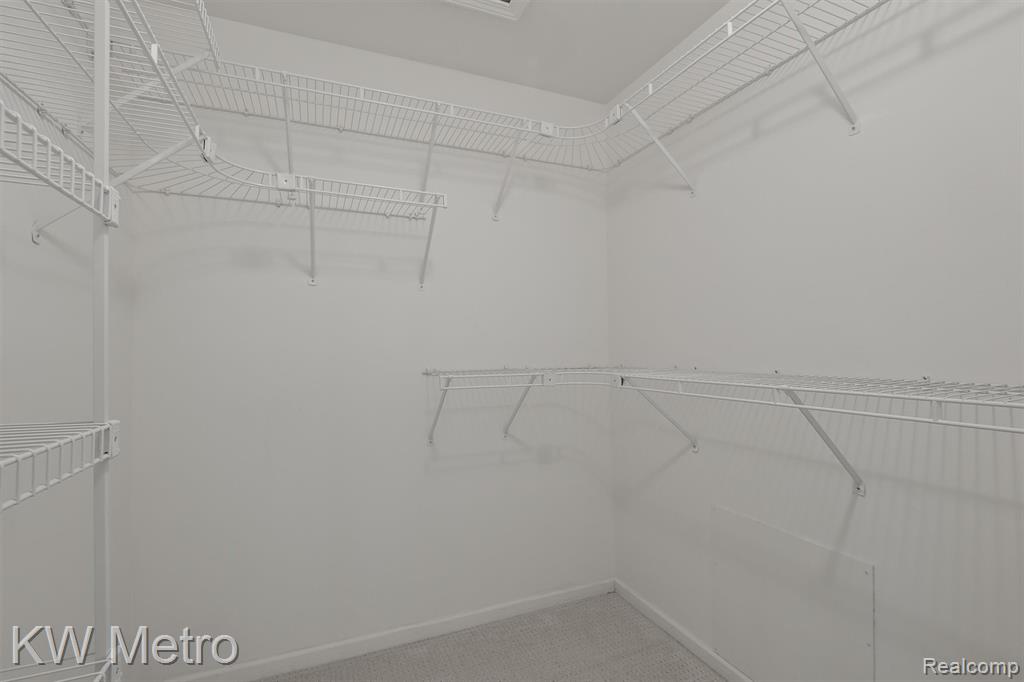 45914 Portsville Drive, Macomb, MI 48044 — Photo 18