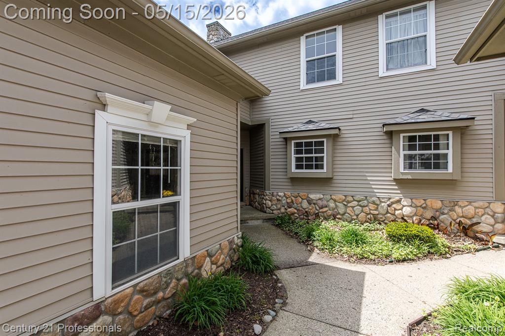 4509 Alexander Pines Drive, Clarkston, MI — Photo 4