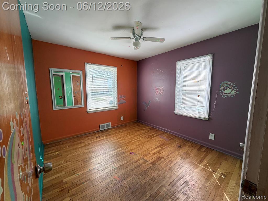 4230 CUSTER Avenue, Flint, MI 48507 — Photo 14