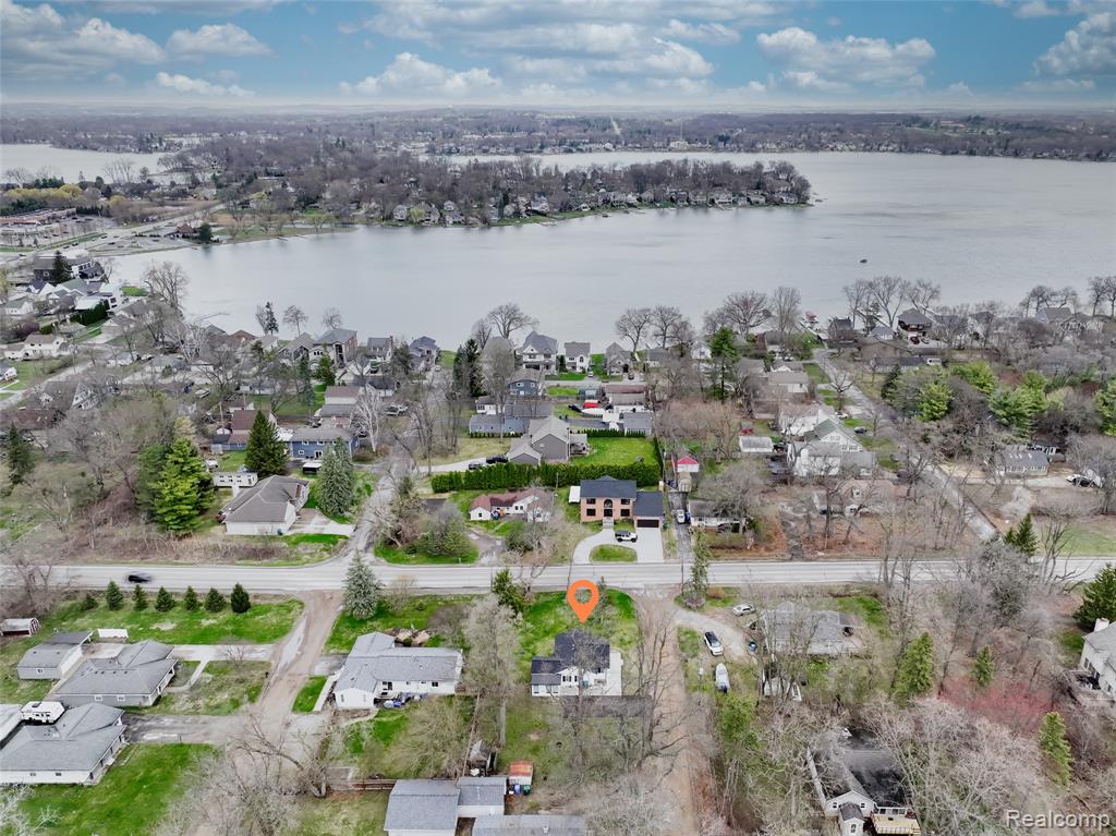 2514 Barton Street, Commerce Twp, MI 48382 — Photo 34