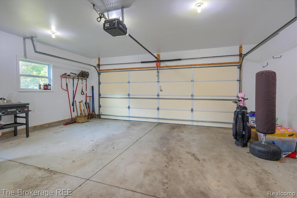 744 W Chelsea Circle, Davison, MI 48423 — Photo 28