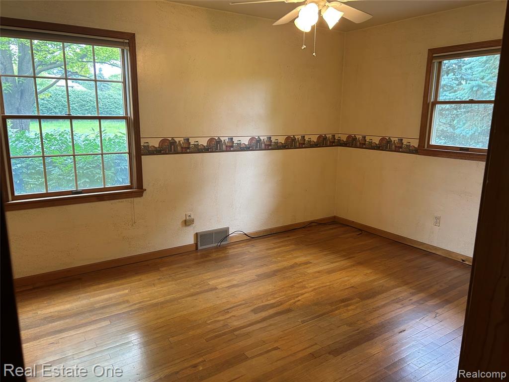 11030 Marshall Road, South Lyon, MI 48178 — Photo 25