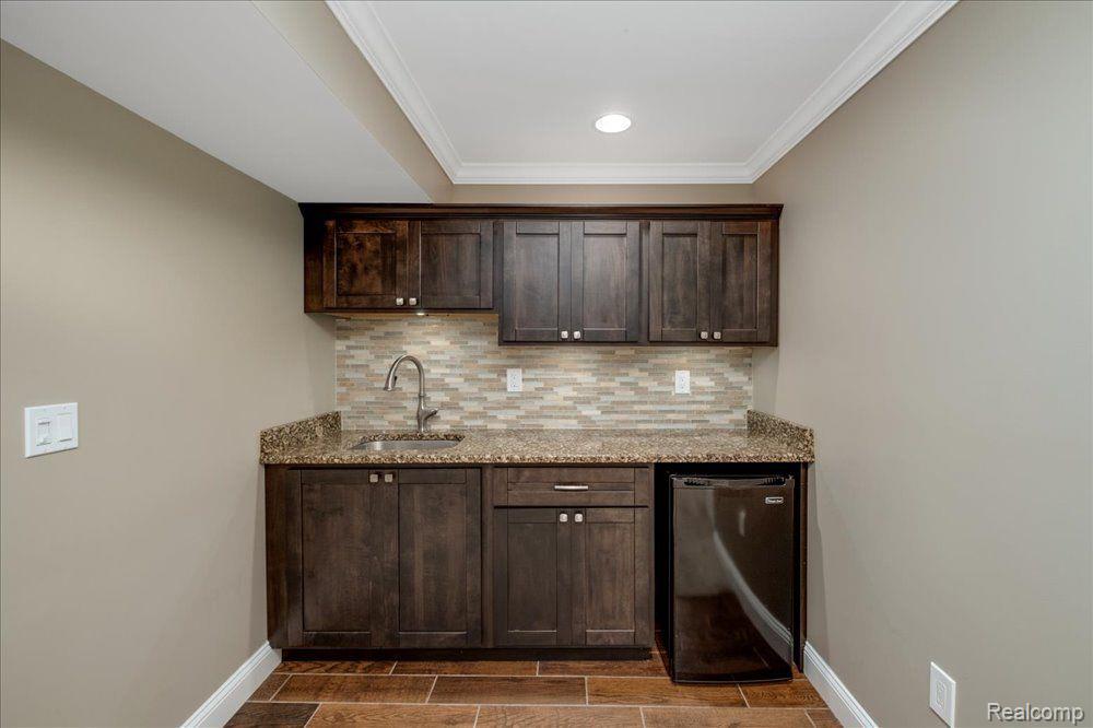 17904 Crestbrook Drive, Northville, MI 48168 — Photo 50