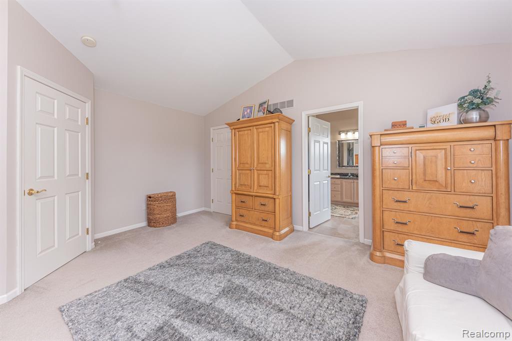 46551 SCOTIA, Canton, MI 48187 — Photo 16