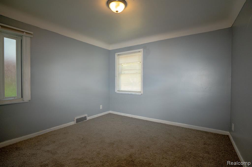 9833 Berkshire Street, Detroit, MI 48224 — Photo 14