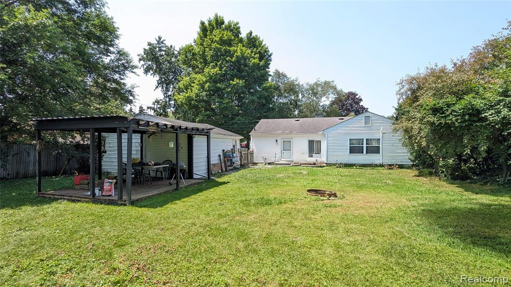 6085 Westdale Drive, Grand Blanc, MI 48439 — Photo 14