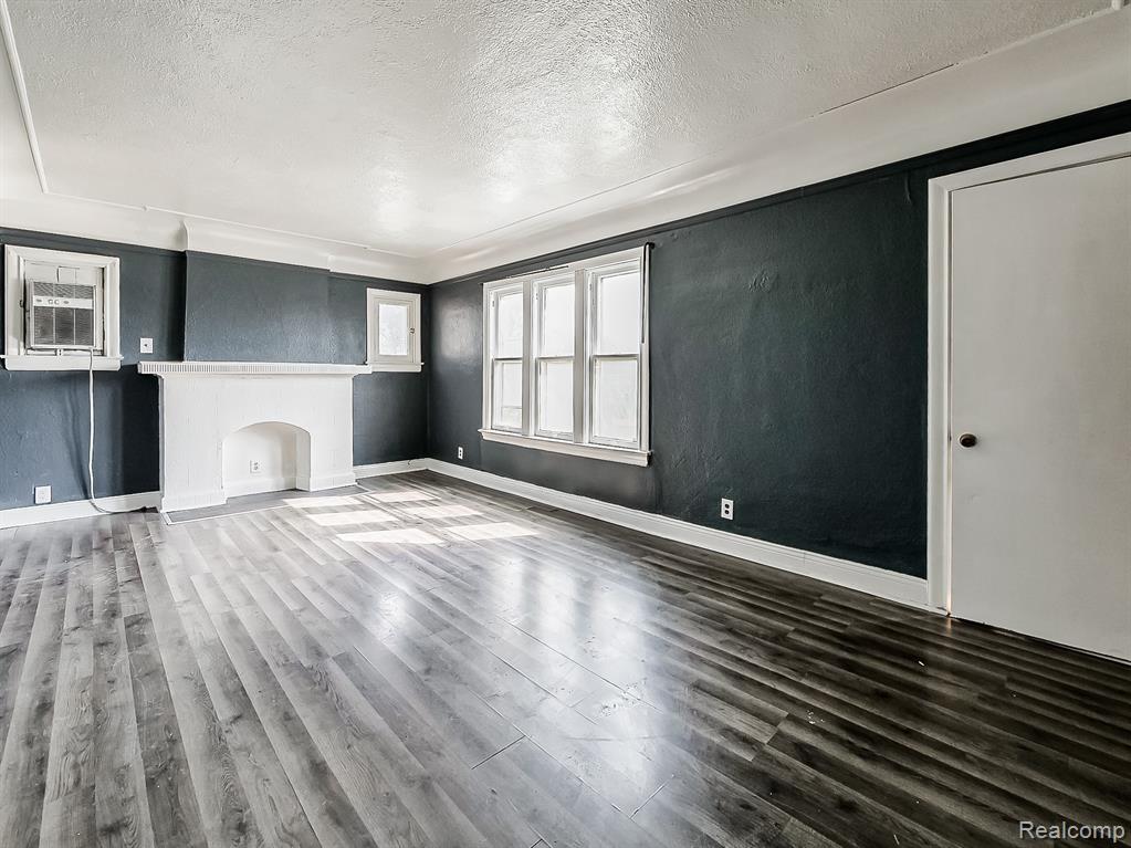 9379 Birwood Street, Detroit, MI 48204 — Photo 14