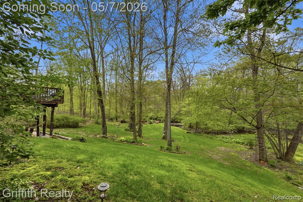2000 Laurel Oak Drive, Howell, MI 48855 — Photo 4