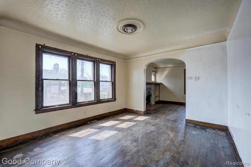 5050 THREE MILE Drive, Detroit, MI 48224 — Photo 7