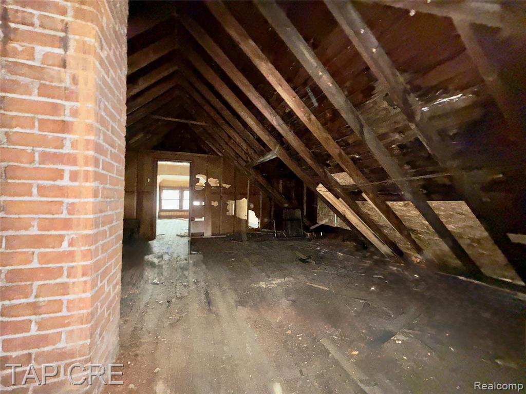 1017 E Grand Boulevard, Detroit, MI 48207 — Photo 18