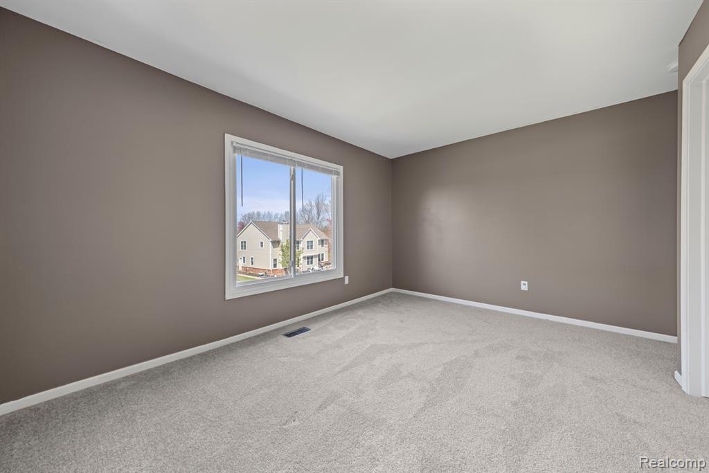 42890 BROOKSTONE Drive, Novi, MI 48377 — Photo 34