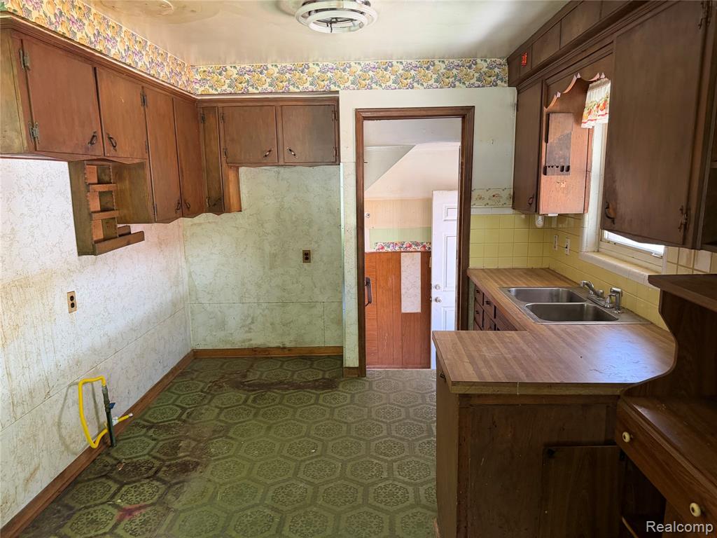 1543 Arlington Avenue, Lincoln Park, MI 48146 — Photo 6