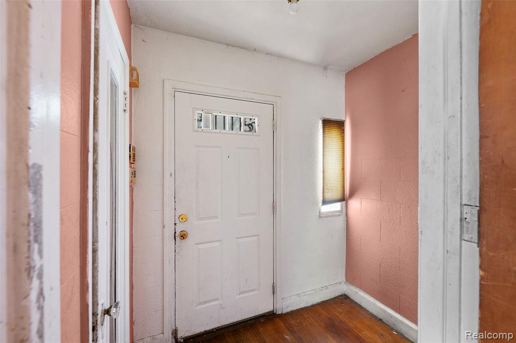 9549 Rutland Street, Detroit, MI 48227 — Photo 5