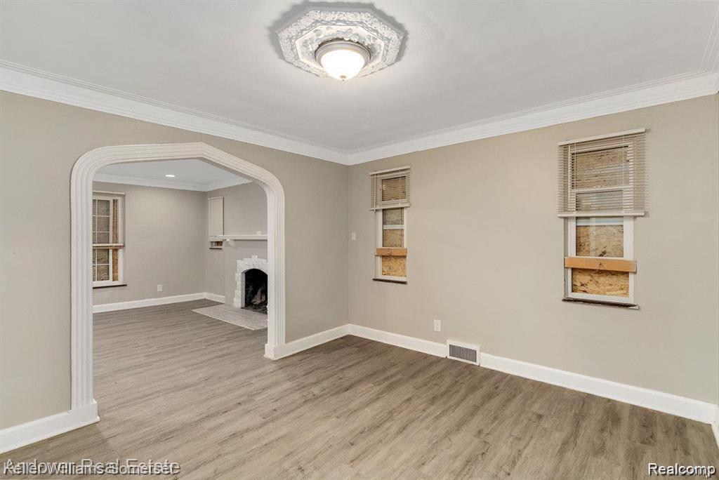 5574 Buckingham Avenue, Detroit, MI 48224 — Photo 9