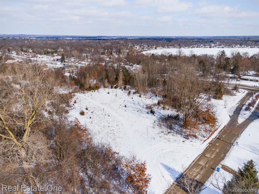 0000 Williams Lake Rd., White Lake, MI, 00000