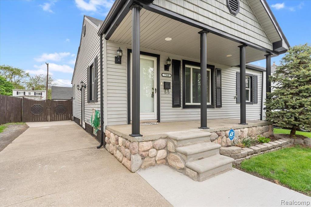 7960 JACKSON Street, Taylor, MI 48180 — Photo 2