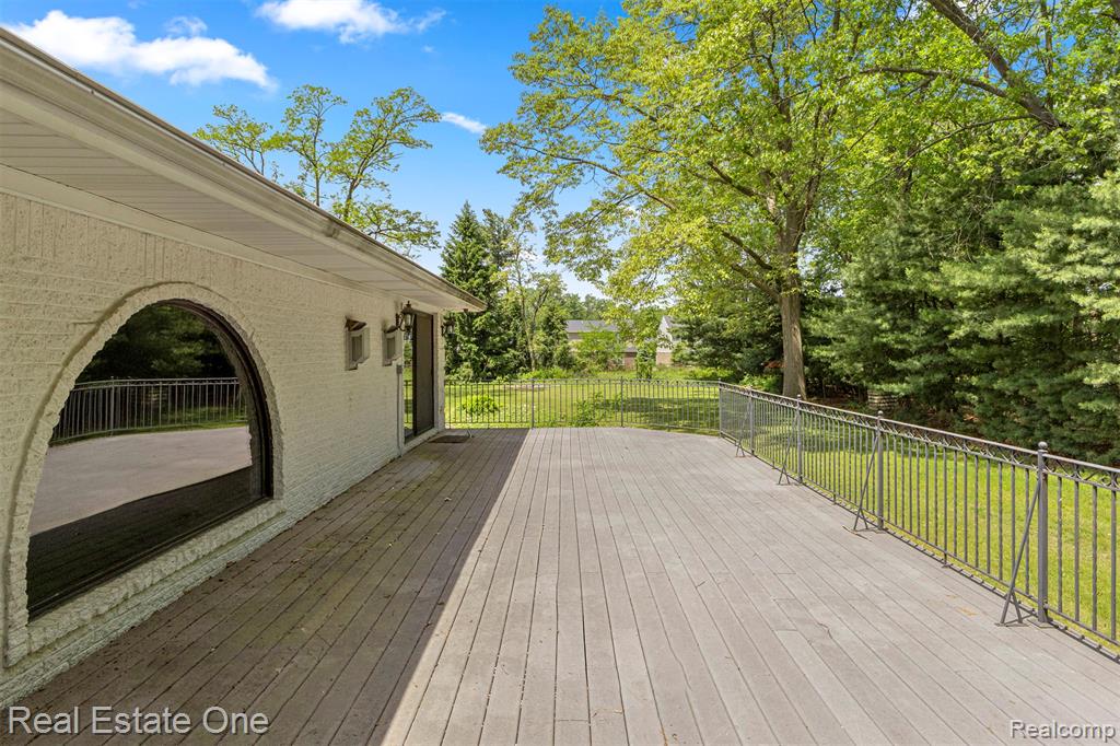 8329 Gray Street, Westland, MI — Photo 40
