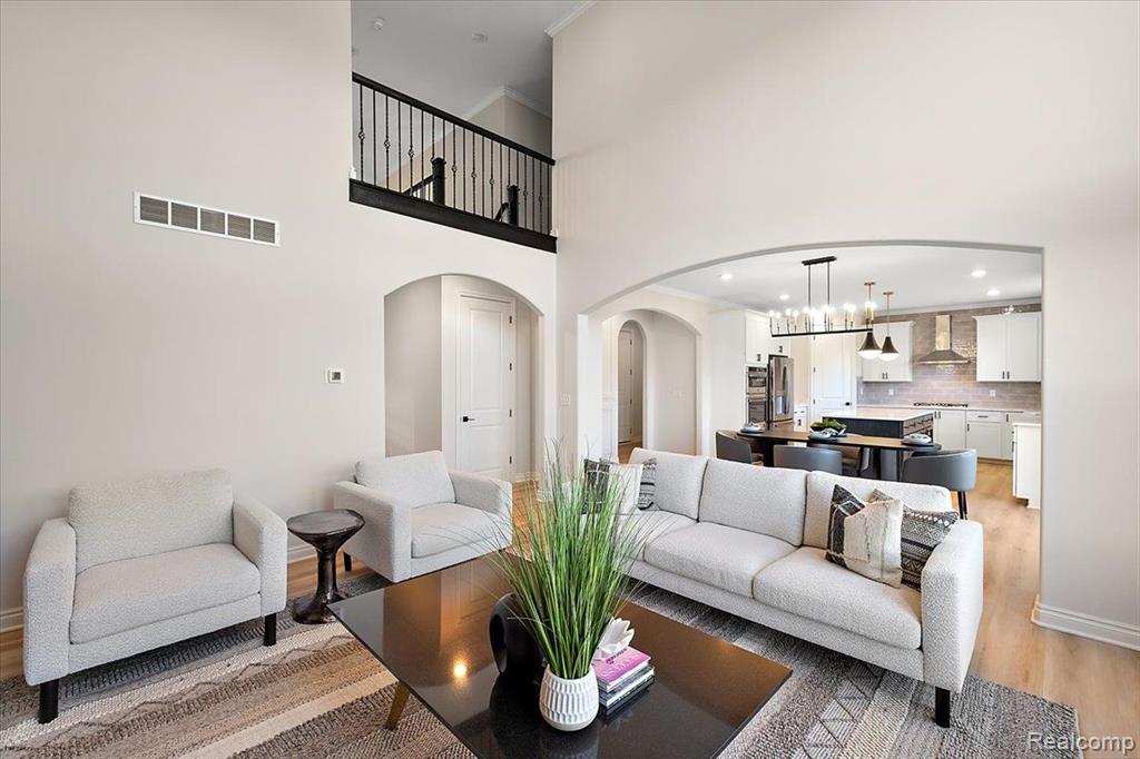 4075 Blossom Drive, Sterling Heights, MI 48314 — Photo 15