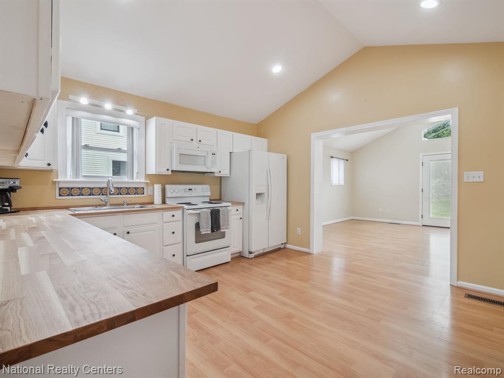 44736 JOY Road, Plymouth, MI 48170 — Photo 14