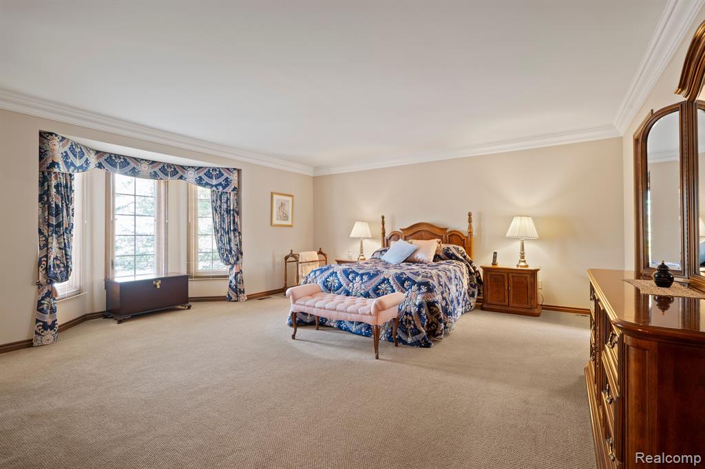 415 W HICKORY GROVE Road, Bloomfield Hills, MI 48302 — Photo 23