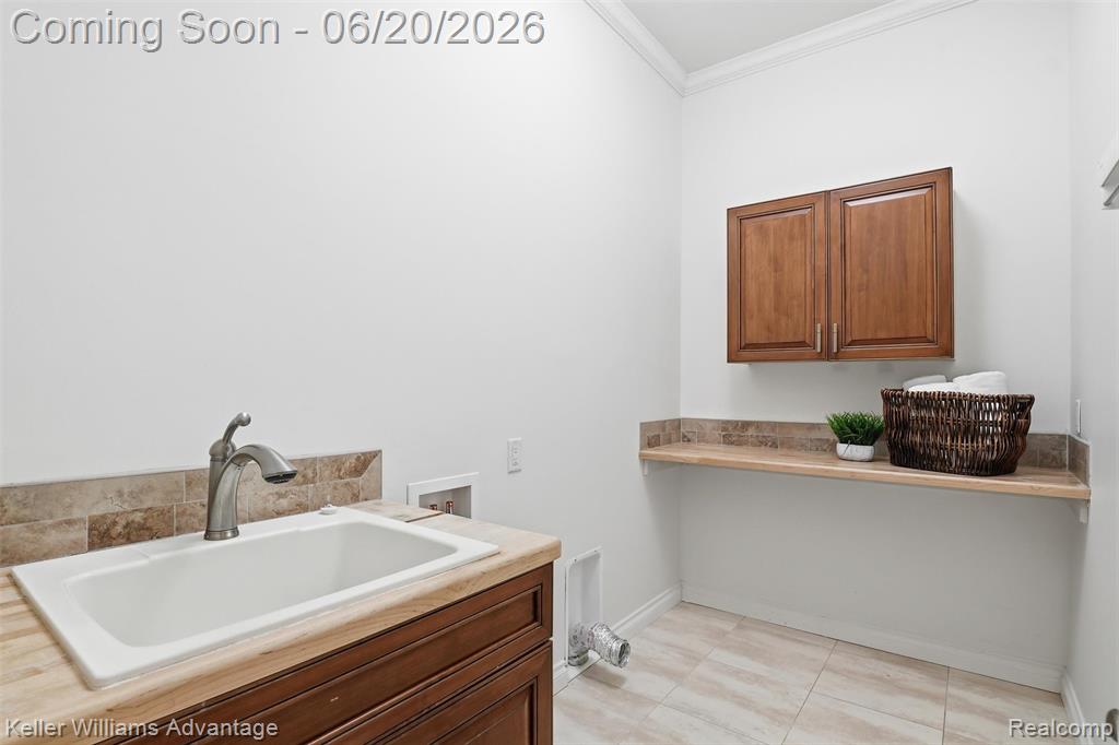 9548 Elizabeth Lake Road, White Lake, MI — Photo 47