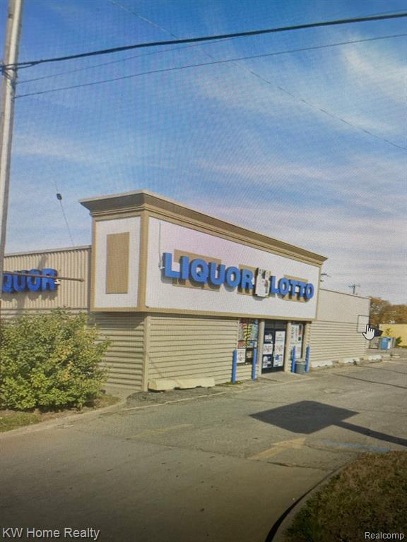 15300 TELEGRAPH Road, Redford, MI 48239