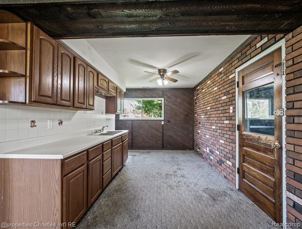 5348 BURGUNDY Drive, Clarkston, MI — Photo 9
